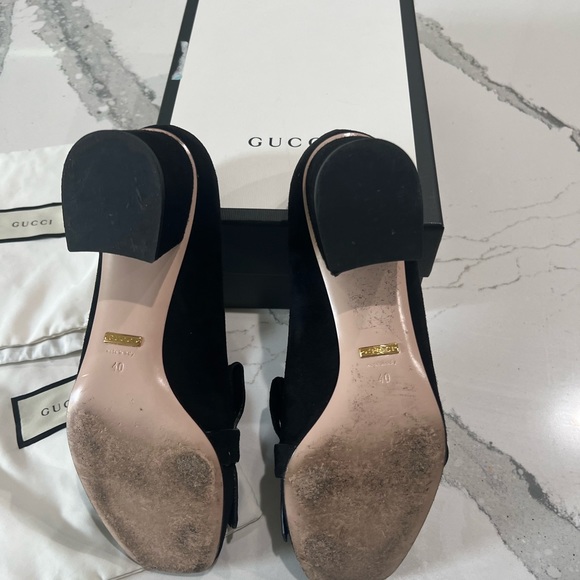 Gucci Suede Mid Heel Pumps - Picture 4 of 6